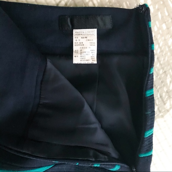 Stripe Mini Skirt LIKE NEW - Picture 11 of 13